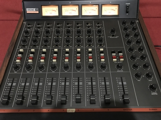 TEAC 3 AUDIO MIXER เก่าญี่ปุ่นเเท้สภาพสวยใช้ไฟ100V TEAC 3 AUDIO MIXER เก่าญี่ปุ่นเเท้สภาพสวยใช้ไฟ100V
