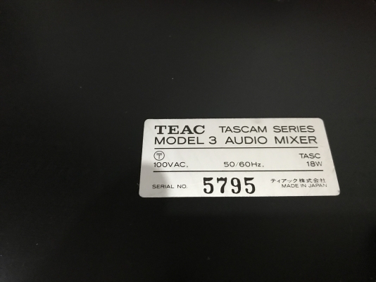 TEAC 3 AUDIO MIXER เก่าญี่ปุ่นเเท้สภาพสวยใช้ไฟ100V TEAC 3 AUDIO MIXER เก่าญี่ปุ่นเเท้สภาพสวยใช้ไฟ100V