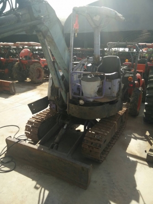 ขายรถแม็คโค KOMATSU PC028UU เก่าไทยตามสภาพ รถใช้งานได้ปกติ เครื่อง เอว ปั้ม ดีทุกระบบ