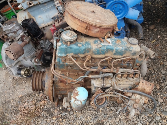 ขายเครื่องยนต์ โคมัสซุ 2d94  ,sd 23 , ชิบูล่า , มิตซู k3d ตัวละ 10,000สนใจสอบถามได้ โทร 098-5922944 อยู่กาญจนบุรี