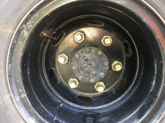 รับซื้อรถ 4 ล้อ 6ล้อ ให้ราคาดี  T.081-7634892 http://line.me/ti/p/~sak_nid