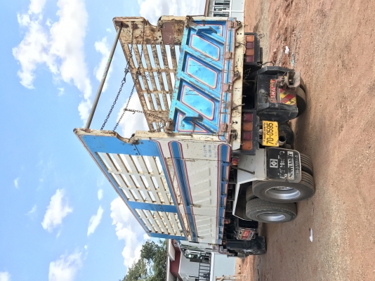 อีซูซุ360ดั๊มสามมิตรปี53