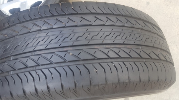 ขายล้อISUZU V Cross17 ยาง265/65/17 ปี 14  4 ล้อ