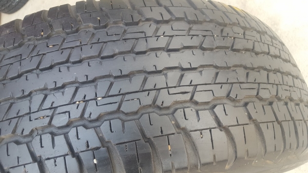 ขายล้อISUZU V Cross17 ยาง265/65/17 ปี 13  4 ล้อ