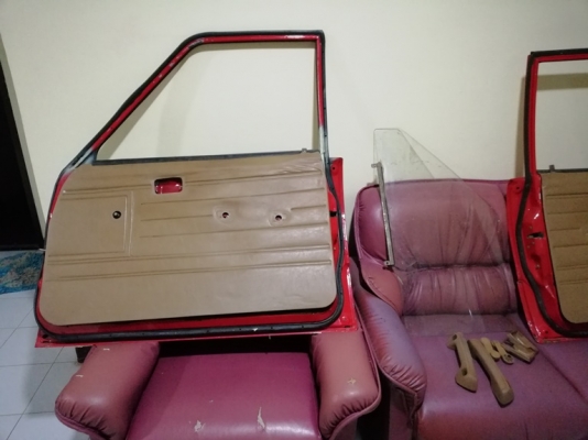 ขายประตูฮีโร่ ln65แท้ข้างซ้าย หัวนอก สำหรับติดกระจกข้างไฟฟ้า