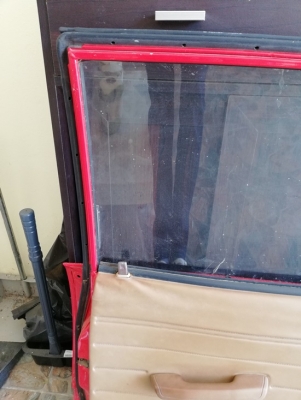 ขายประตูฮีโร่ ln65แท้ข้างซ้าย หัวนอก สำหรับติดกระจกข้างไฟฟ้า