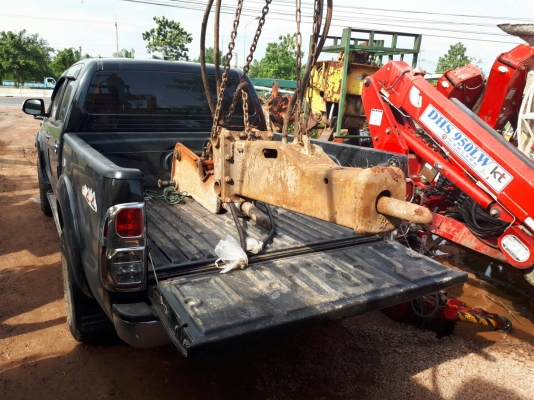 tractor-backhoe ส่งหัวเจาะ หัวกระแทก เบรคเกอร์ ใส่รถขุด แบ็คโฮ PC40, PC50 ไปเชียงรายครับ ขอบคุณมากคร tractor-backhoe ส่งหัวเจาะ หัวกระแทก เบรคเกอร์ ใส่รถขุด แบ็คโฮ PC40, PC50 ไปเชียงรายครับ ขอบคุณมากคร