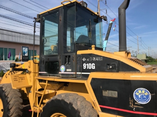 ขายรถตักล้อยาง CAT 910G แขนยาวพิเศษ รถนอกนำเข้าเองจากญี่ปุ่น สภาพสวยพร้อมใช้งาน มีVDOการทำงานครับ