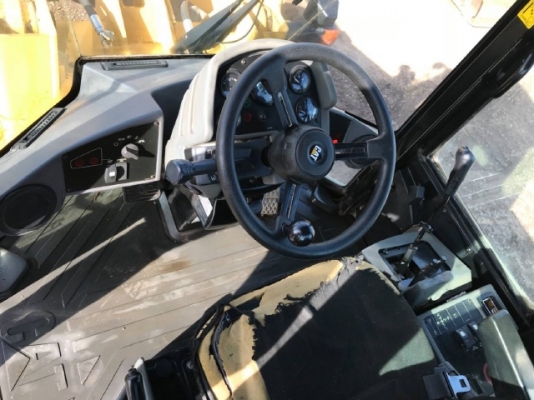 ขายรถตักล้อยาง CAT 910G แขนยาวพิเศษ รถนอกนำเข้าเองจากญี่ปุ่น สภาพสวยพร้อมใช้งาน มีVDOการทำงานครับ