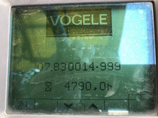 รถปูยาง Vogele รุ่น Super 1603-1 ปี 2004 ใช้งาน 4 พันชั่วโมง นำเข้าจากญี่ปุ่น