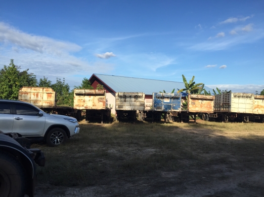 หางพ่วง คอกราคา150000พื้นเรียย120000 หางพ่วง คอกราคา150000พื้นเรียย120000