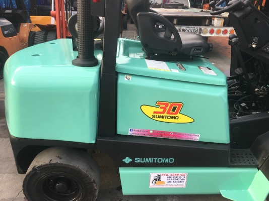 ขายรถโฟล์คลิฟท์ตักยางพาราตักทะลายปาล์ม