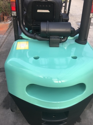 ขายรถโฟล์คลิฟท์ตักยางพาราตักทะลายปาล์ม