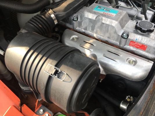 ขายรถโฟล์คลิฟท์ตักยางพาราตักยางก้อนตักยางถ้วยตักเศษยางตักทะลายปาล์มตักงานของเก่า