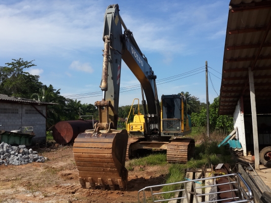 ขายรถBackHole Volvo. Ec210 blc