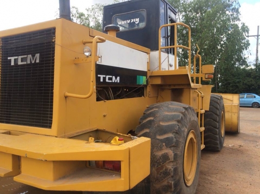 ขายรถตัก TCM870 เอกสารเล่มทะเบียน สภาพพร้อมใช้งาน เครื่องเดิม