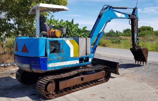 ขายด่วน255,000รถแบคโฮKOBELCO-SK042รุ่นยอดนิยมคอนโทลน้ำมันสั่นปั่มนี้วเทียบเท่าPC45เครื่องดีปั่มดีเร็วแรงรถนอกเพิ่งนำเข้ามาใหม่ยังไม่เคยใช้งานในเมืองไทยเลย