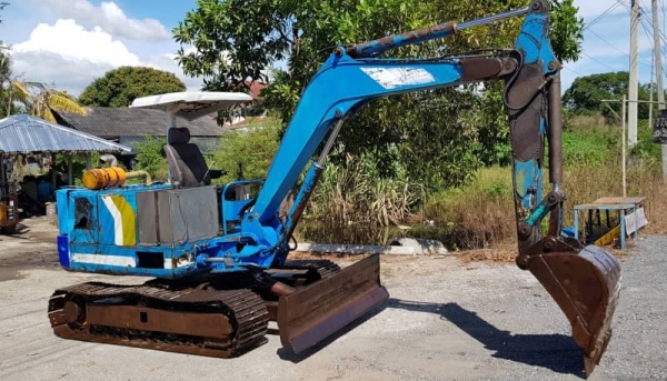 ขายด่วน255,000รถแบคโฮKOBELCO-SK042รุ่นยอดนิยมคอนโทลน้ำมันสั่นปั่มนี้วเทียบเท่าPC45เครื่องดีปั่มดีเร็วแรงรถนอกเพิ่งนำเข้ามาใหม่ยังไม่เคยใช้งานในเมืองไทยเลย