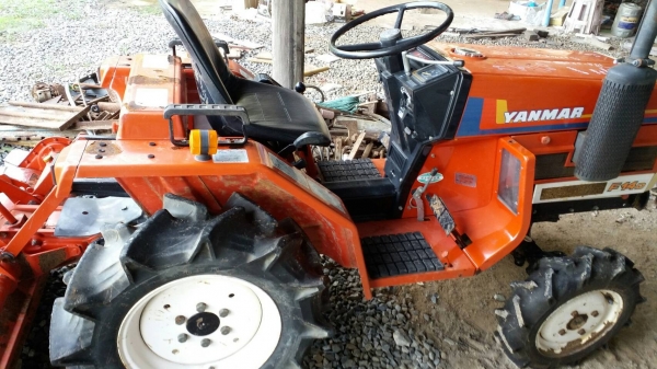 รถไถเล็กยันม่า yanmar F14MD 8xxชม.