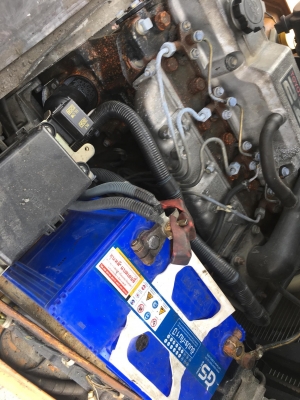 ขายรถโฟล์คลิฟท์มือสองสำหรับตักยางพาราตักยางก้อนยางถ้วยเศษยางและขี้ยางตักทะลายปาล์ม