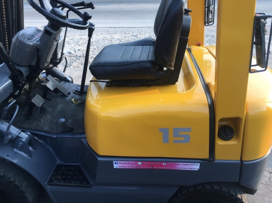 ขายรถโฟล์คลิฟท์ตักยางพาราตักยางก้อนยางถ้วยขี้ยางตักเศษยาง