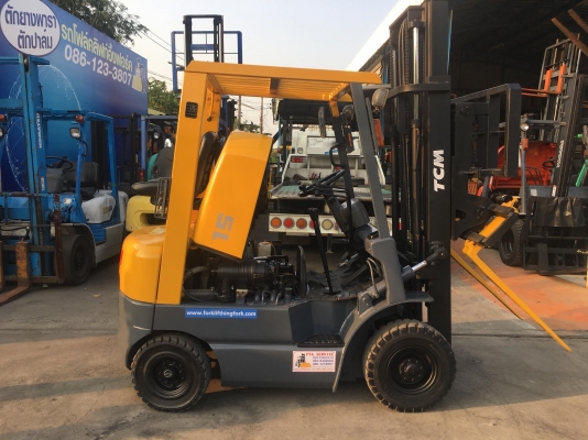 ขายรถโฟล์คลิฟท์ตักยางพาราตักยางก้อนยางถ้วยขี้ยางตักเศษยาง