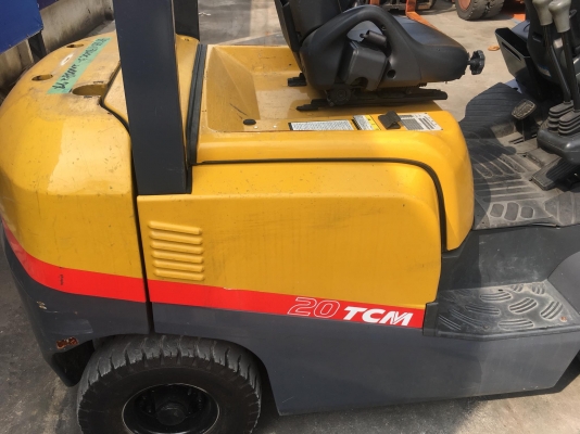 ขายรถโฟล์คลิฟท์ตักยางพาราตักทะลายปาล์ม