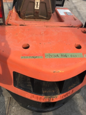 ขายรถโฟล์คลิฟท์ตักยางพาราตักทะลายปาล์ม