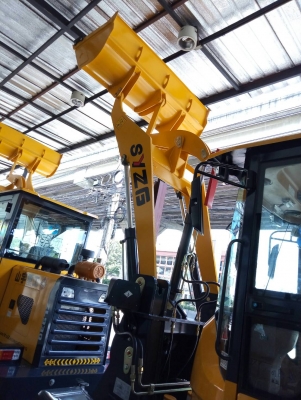 ล้อตักล้อยาง Shanyu มือหนึ่ง ยอดขายอันดับหนึ่งในจีน คุ้มทุนการใช้งาน คุณภาพดี ราคาถูก มีอะไหล่ครบทุกชิ้นส่วน รับประกัน 1 ปี สามารถเปลี่ยนอุปกรณ์เสริมได้หลากหลาย หนีบ ยก ดัน รุ่น ZL932 ล้อตักล้อยาง Shanyu มือหนึ่ง ยอดขายอันดับหนึ่งในจีน คุ้มทุนการใช้งาน คุณภาพดี ราคาถูก มีอะไหล่ครบทุกชิ้นส่วน รับประกัน 1 ปี สามารถเปลี่ยนอุปกรณ์เสริมได้หลากหลาย หนีบ ยก ดัน รุ่น ZL932