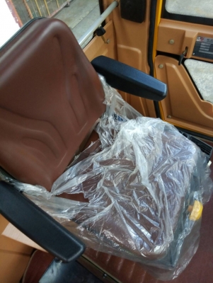 ล้อตักล้อยาง Shanyu ของใหม่มือหนึ่ง ยอดขายอันดับหนึ่งในจีน คุ้มทุนการใช้งาน คุณภาพดี ราคาถูก มีอะไหล่ครบทุกชิ้นส่วน รับประกัน 1 ปี สามารถเปลี่ยนอุปกรณ์เสริมได้หลากหลาย หนีบ ยก ดัน รุ่น ZL940L