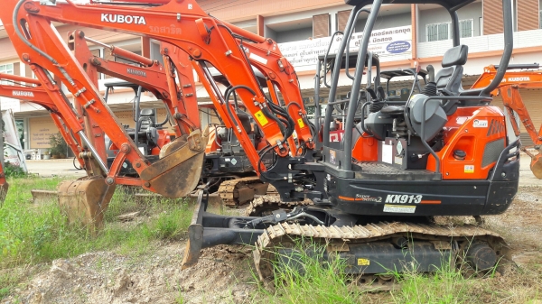 ขายๆๆๆๆๆรถขุด3ตันสาธิตสวยๆๆ