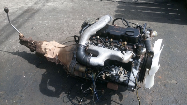 ขายเครื่องยนต์นิสสัน TD27 ฝาดำพร้อมเลข