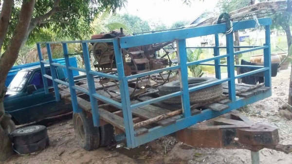 เทลเลอร์ลากอ้อย 6 ล้อ เหล็กแข็งแรงมาก  กว้าง 2 เมตรยาว 320