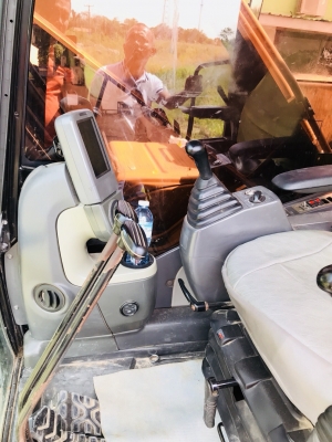 ขายด่วน!! Cat 320D ไมล์ ชม. 13,000 สภาพสวยมากค่ะ