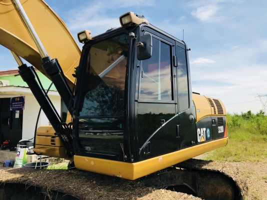 ขายด่วน!! Cat 320D ไมล์ ชม. 13,000 สภาพสวยมากค่ะ