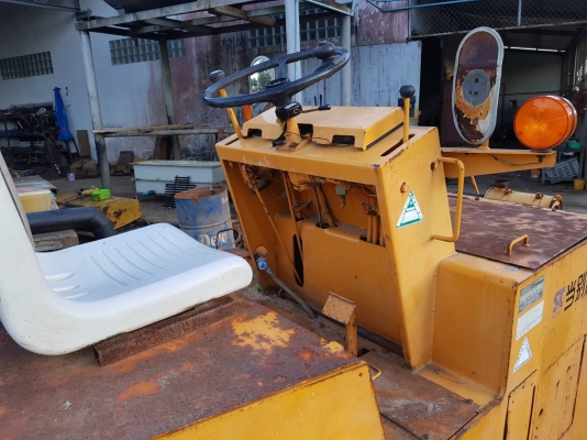 ขายรถบดเล็ก 3 ตันสภาพพร้อมไช้ซื้อเก่านอกมาได้ 5 เดือน ขายรถบดเล็ก 3 ตันสภาพพร้อมไช้ซื้อเก่านอกมาได้ 5 เดือน