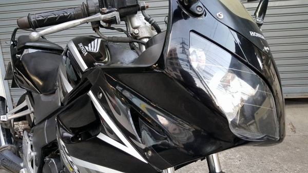 ขออนุญาตขาย HONDA CBR 150R ปี 53 ตัวสุดท้าย รุ่น TOP ฟรีค่าโอน ขออนุญาตขาย HONDA CBR 150R ปี 53 ตัวสุดท้าย รุ่น TOP ฟรีค่าโอน