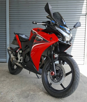 ขออนุญาตขาย HONDA CBR150I NEW สภาพพร้อมใช้งาน ฟรีค่าโอน