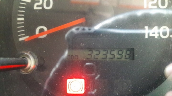 พ่วง 22 ล้อ ฮีโน่ 380แรง กระบะมิเนียม หิน ทราย - ดัั้ม ตัวแม่ ปลายปี 55 อู่รวมชัย ตัวลูกปี 56 อู่กมล  ราคา 2.48 ล้านต่อรอง