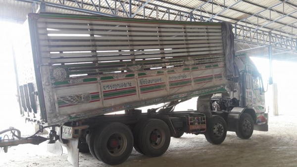 พ่วง 22 ล้อ ฮีโน่ 380แรง กระบะมิเนียม หิน ทราย - ดัั้ม ตัวแม่ ปลายปี 55 อู่รวมชัย ตัวลูกปี 56 อู่กมล  ราคา 2.48 ล้านต่อรอง