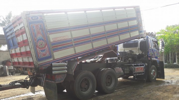 พ่วง 22 ล้อ ฮีโน่ 380แรง กระบะมิเนียม หิน ทราย - ดัั้ม ตัวแม่ ปลายปี 55 อู่รวมชัย ตัวลูกปี 56 อู่กมล  ราคา 2.48 ล้านต่อรอง