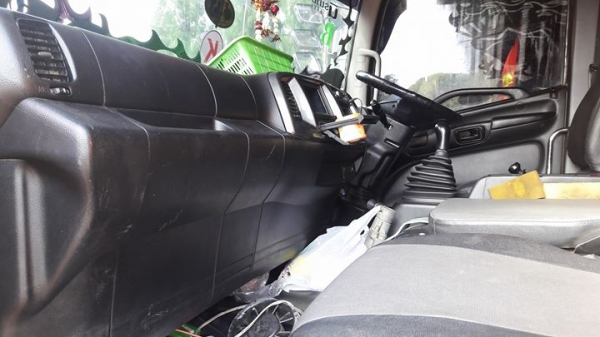 พ่วง 22 ล้อ ฮีโน่ 380แรง กระบะมิเนียม หิน ทราย - ดัั้ม ตัวแม่ ปลายปี 55 อู่รวมชัย ตัวลูกปี 56 อู่กมล  ราคา 2.48 ล้านต่อรอง