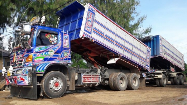 พ่วง 22 ล้อ ฮีโน่ 380แรง กระบะมิเนียม หิน ทราย - ดัั้ม ตัวแม่ ปลายปี 55 อู่รวมชัย ตัวลูกปี 56 อู่กมล  ราคา 2.48 ล้านต่อรอง