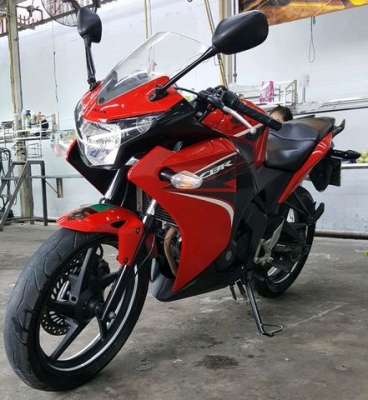 ขออนุญาตขาย HONDA CBR150I NEW วิ่ง 8,XXX KM สภาพพร้อมใช้งาน สภาพสวยเหมือนรถใหม่ป้ายแดง ฟรีค่าโอน ขออนุญาตขาย HONDA CBR150I NEW วิ่ง 8,XXX KM สภาพพร้อมใช้งาน สภาพสวยเหมือนรถใหม่ป้ายแดง ฟรีค่าโอน