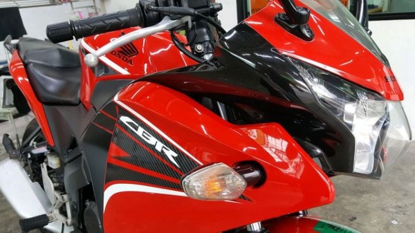 ขออนุญาตขาย HONDA CBR150I NEW วิ่ง 8,XXX KM สภาพพร้อมใช้งาน สภาพสวยเหมือนรถใหม่ป้ายแดง ฟรีค่าโอน ขออนุญาตขาย HONDA CBR150I NEW วิ่ง 8,XXX KM สภาพพร้อมใช้งาน สภาพสวยเหมือนรถใหม่ป้ายแดง ฟรีค่าโอน