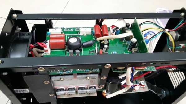 เครื่องเชื่อมอินเวอร์เตอร์  TRYTON MMA250