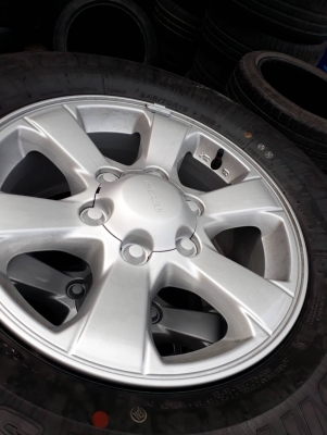 ล้อแม็กป้ายแดง Blue Power 1.9 ขอบ 16 พร้อมยางบริดโตน 245/70/16 ปลายปี 17