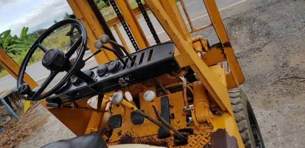 ขายด่วนรถยก TOYOTAชั่วโม่งทำงานน้อย 3FG20ยก2ตันยกของหนัง2.4ตันให้ดูยกสูง3เมตรรถนอกนำเข้ายังไม่เคยใช้งานในเมืองไทยเลย