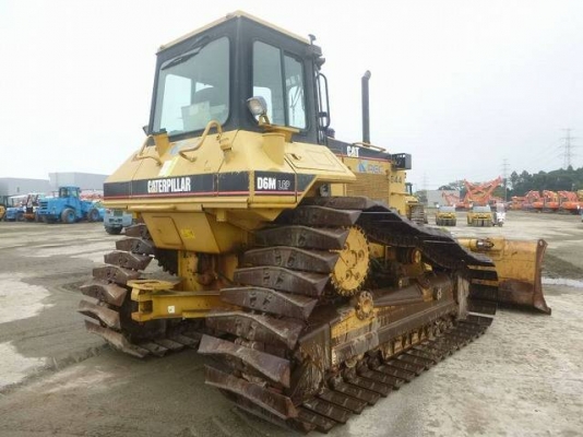 CAT D6M ปี 2002 ใช้งาน 3 พันชั่วโมง นำเข้าจากญี่ปุ่น ถึงไทยเร็ว ๆ นี้ครับ