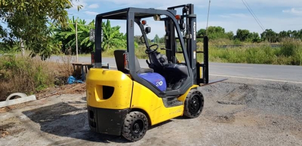 ขายด่วนรถยกKOMATSU FG20-16 ยก2ตันยกสูง3เมตรยางตันใหม่4เส้นรถนอกเพิ่งนำเข้ามายังไม่เคยใช้งานในเมืองไทยเลย